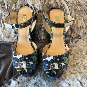 Guess Women's Floral Sandals